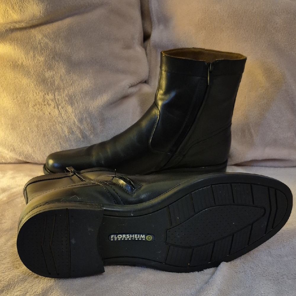 Florsheim Men's Classic Black Leather Boots